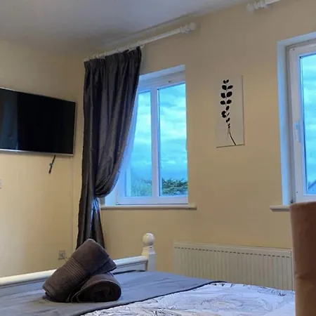 Valentia Skellig - 7 Km Away From Portmagee *