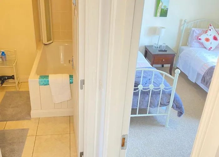 Valentia Skellig - Knighstown