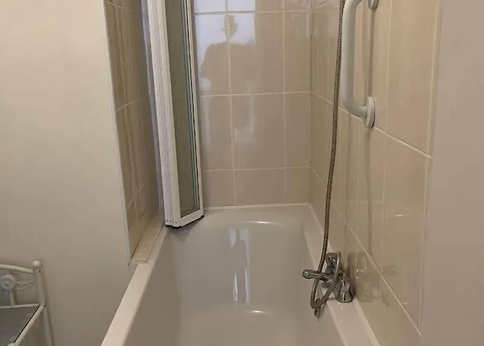 Valentia Skellig - Knighstown Knights Town